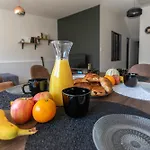 公寓 Le Patio - Spacieux T3 Avec Climatisation Et Jardin Privatif 贝尔热拉克